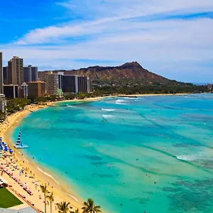  Holiday home 1414- Heart Of Waikiki With Kitchen - Free Parking - View United States